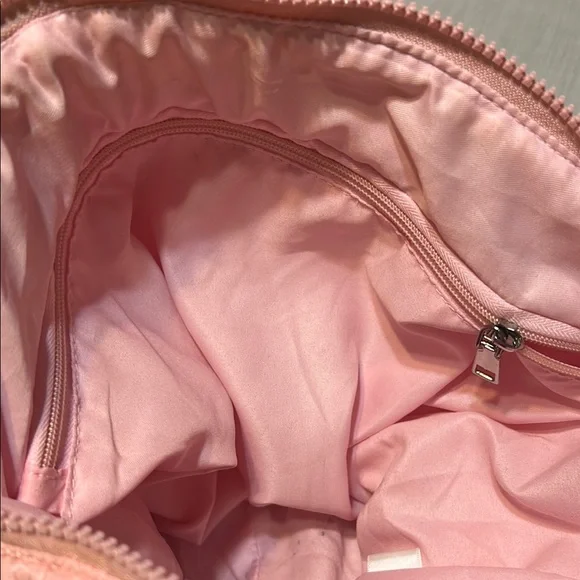 Katydid Oversized Pink Quilted Hobo Shoulder Bag - Picture 7 of 13